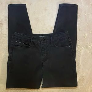 Athleta Flex Ultra Skinny Jean in Black 10P